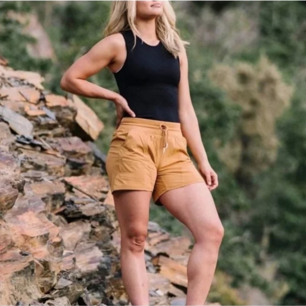 NEW Zyia Active Dark Khaki Canyon Short XL